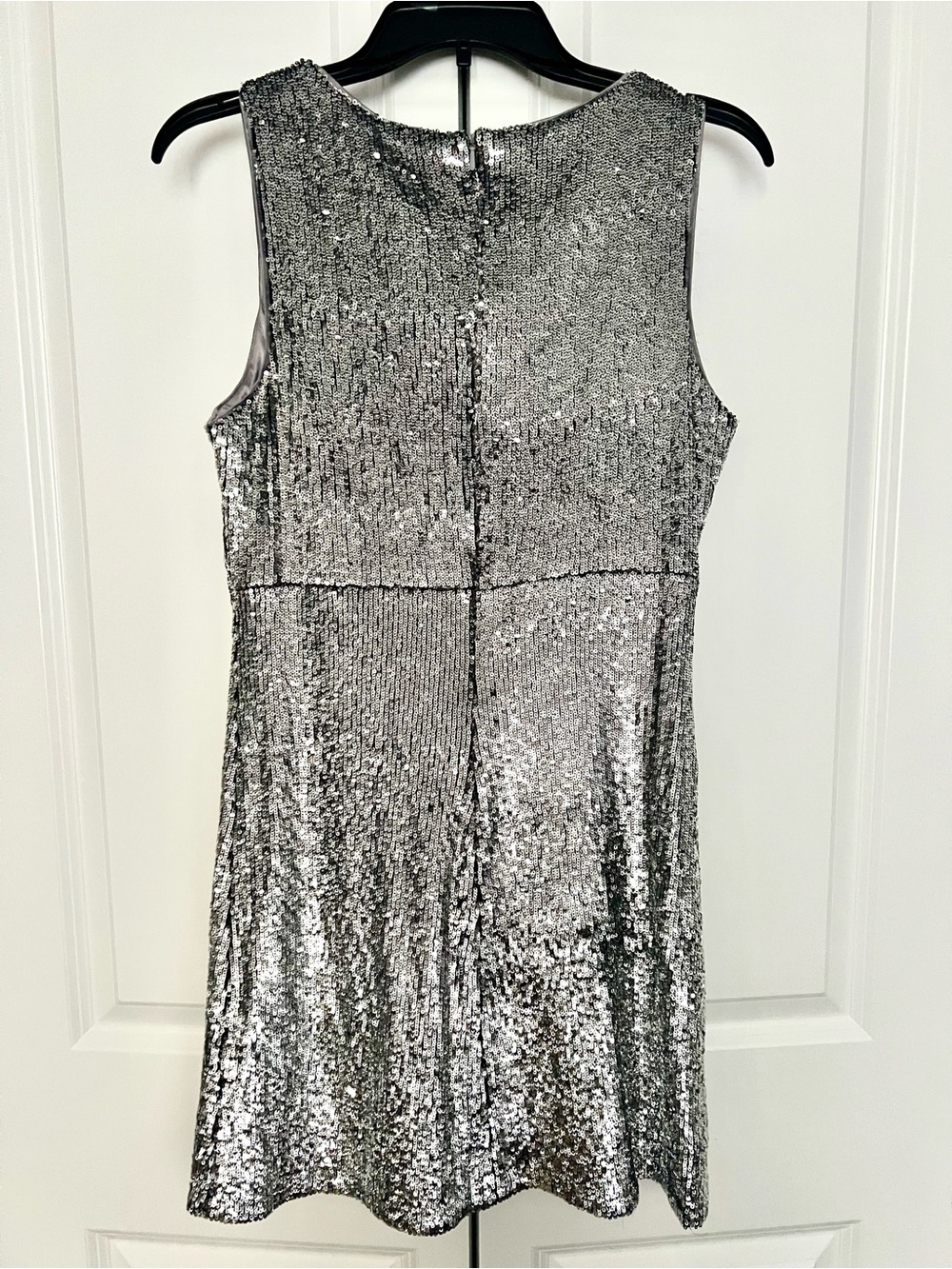 NWT Bardot Silver Sequin V-Neck Mini Dress, Size 8/Medium - Picture 13 of 16